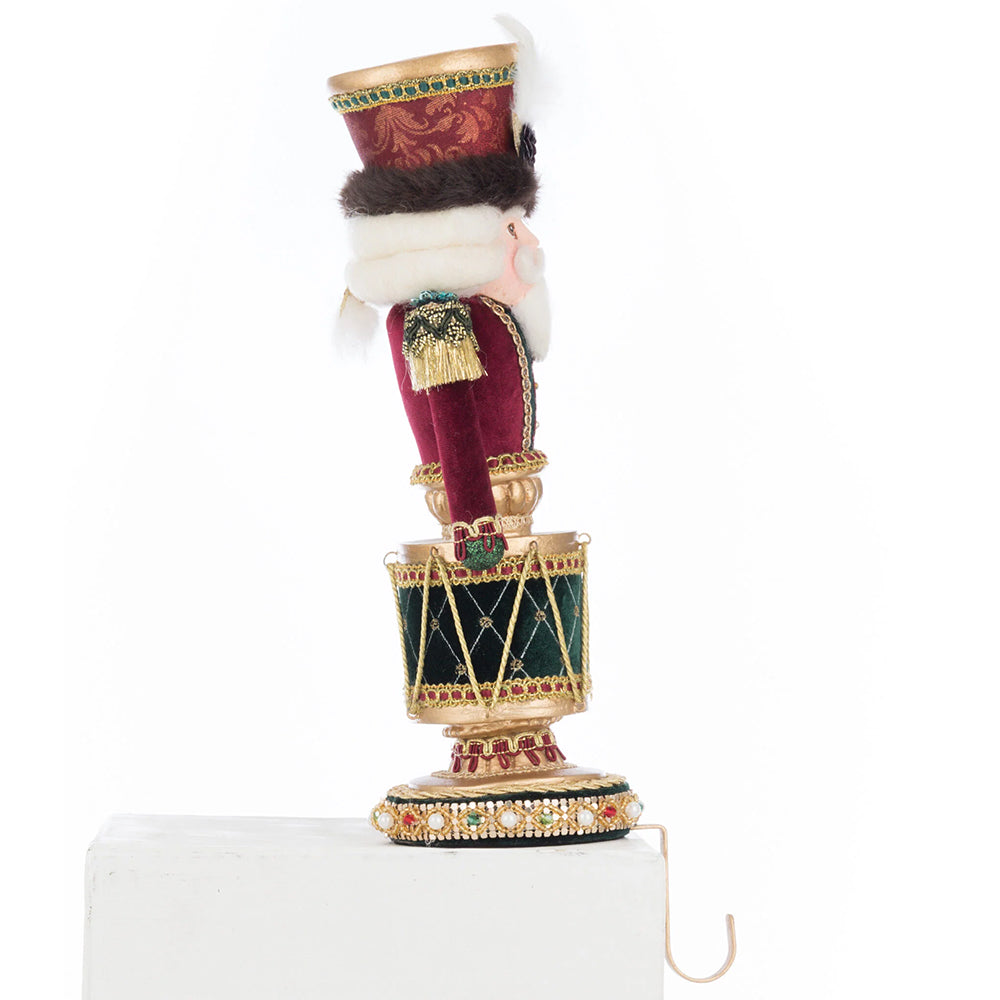 Katherine's Collection Kerst - Winter Balsam and Berry - Nutcracker Stocking Holder - 38cm