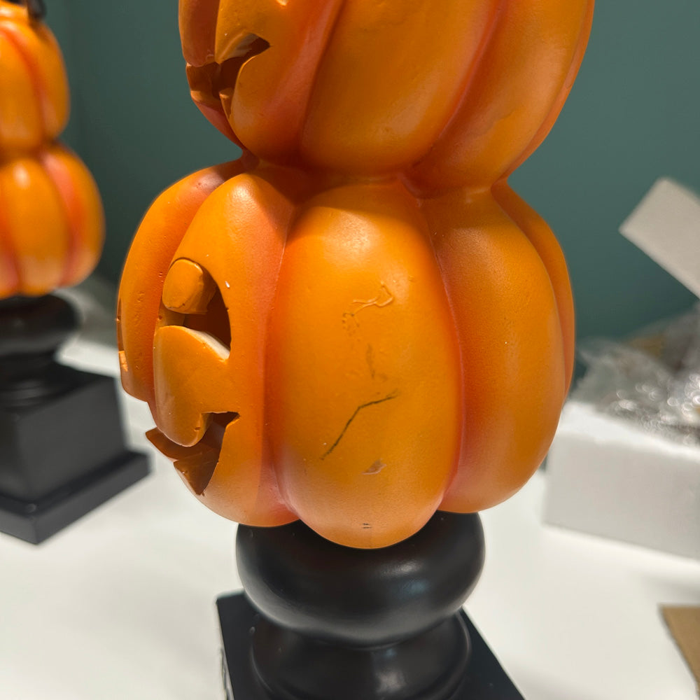 B-GRADE: Viv! Christmas Halloween Decoration Figure - 'Happy Halloween' Cat on Stack of Pumpkins incl. LED Lights - 53cm