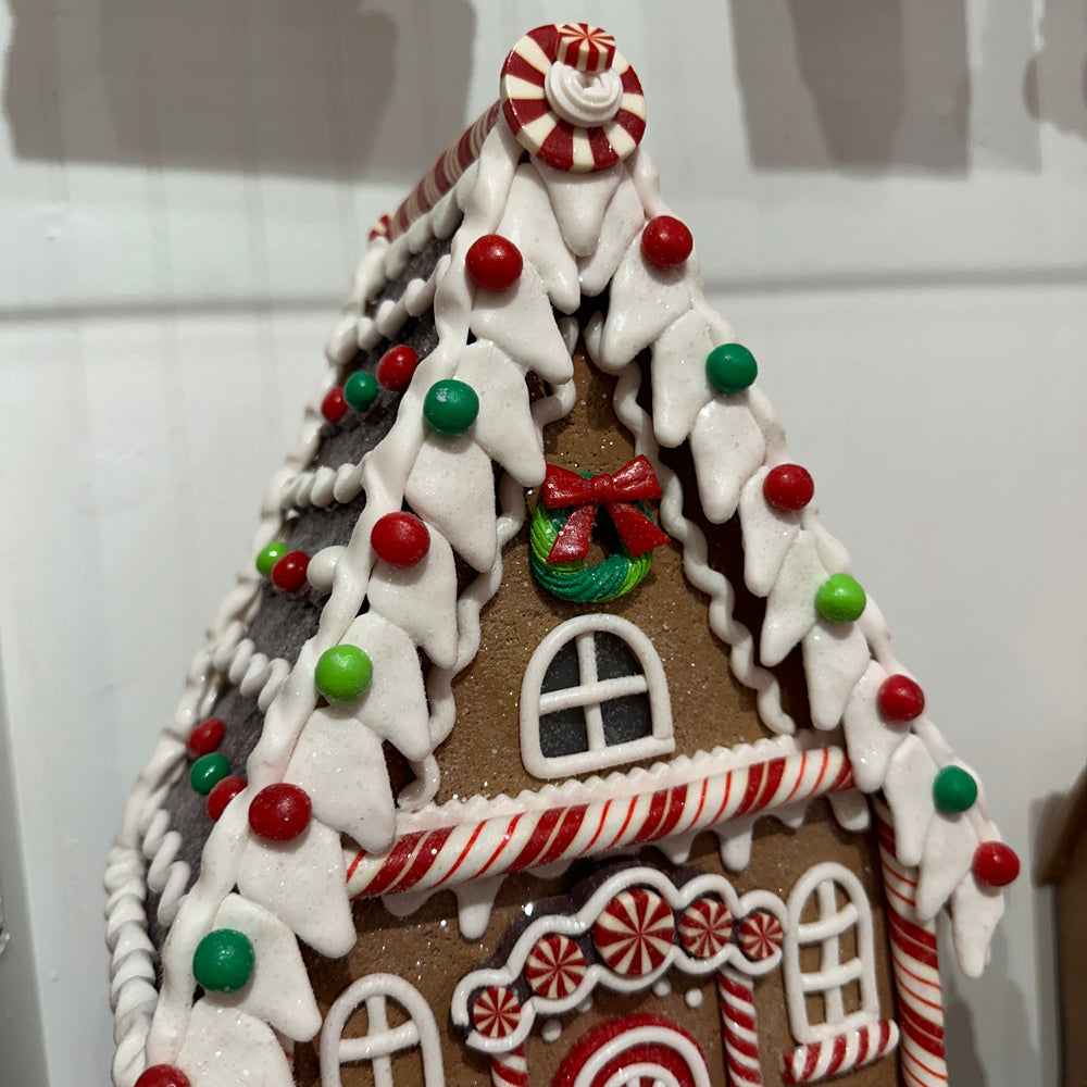 Viv! Christmas Kerstbeeld - XL Gingerbread Huis incl. LED Verlichting - bruin rood wit - 53cm