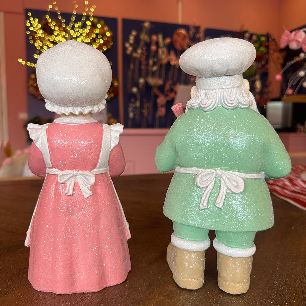 Viv! Christmas Kerstbeeld - Mr. & Mrs. Claus met Gingerbread Koekje - set van 2 - pastel - roze blauw - 25cm
