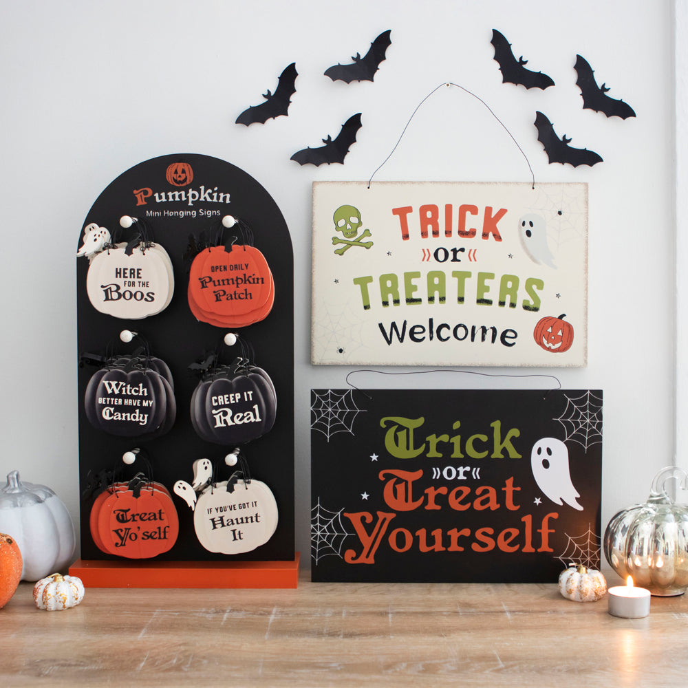 Viv! Christmas Halloween Decoratie - 'Trick or Treat Yourself' Hangend Bord - 30x20cm