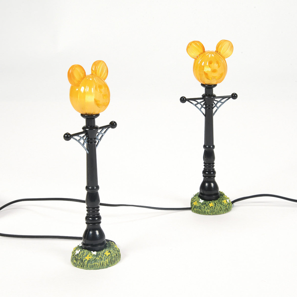 Department 56 Disney Village Halloween Decoration - Mickey Mouse's Pumpkintown Street Lights - 12cm | Delivery ± 3 weeks