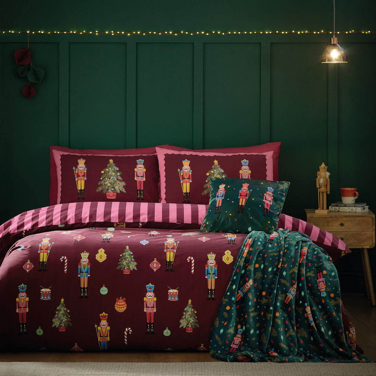 Viv! Christmas Weihnachtsbettwäsche - Nutcracker Stripe - Wendbar