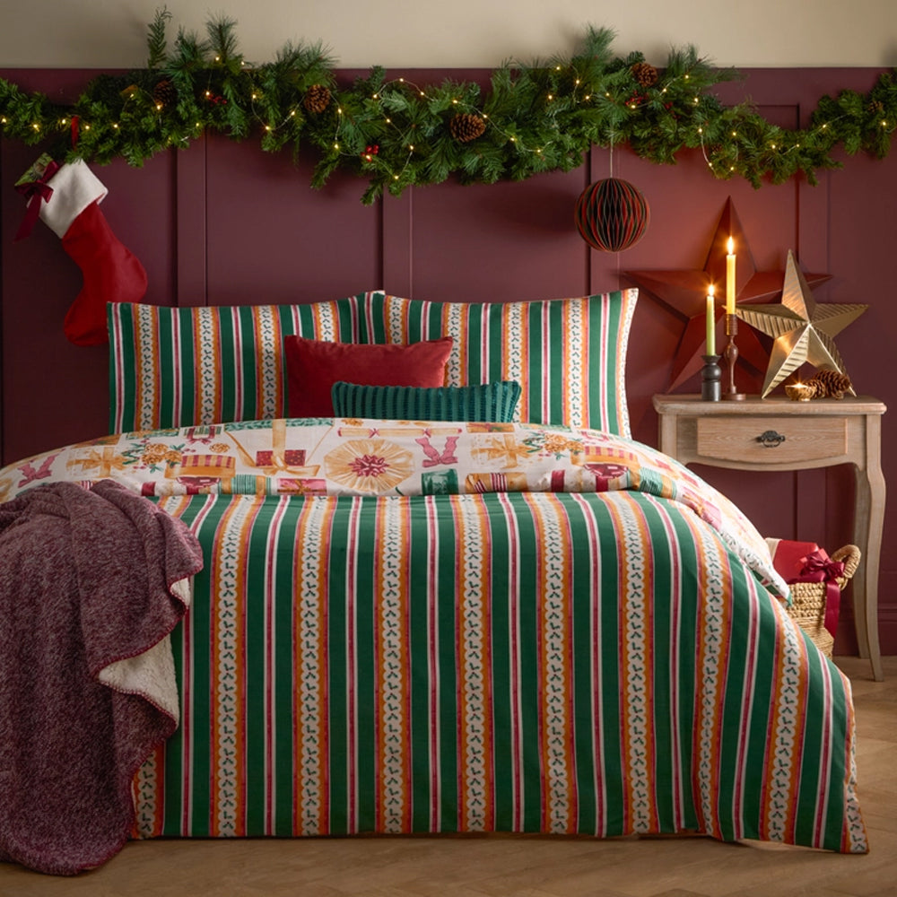 Viv! Christmas Duvet Cover Set - All Wrapped Up - Reversible