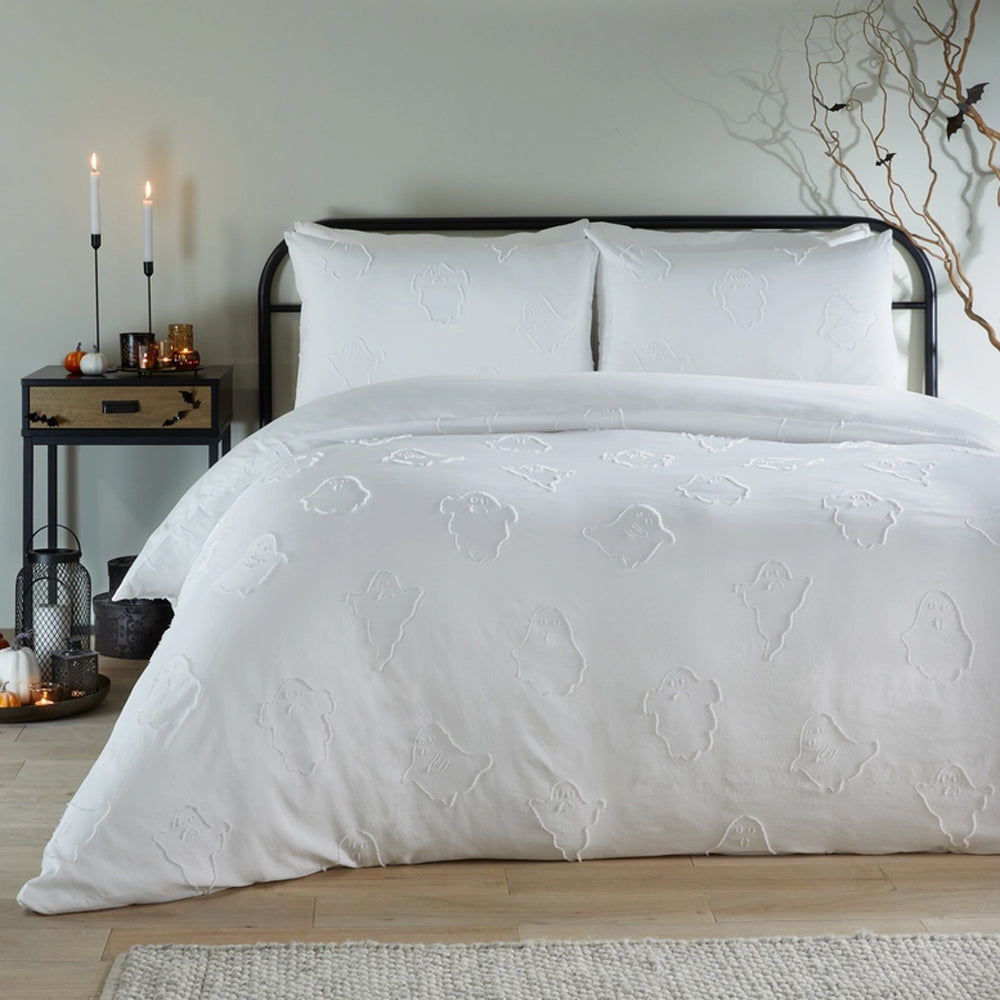 Viv! Christmas Halloween Duvet Cover - Tufted Ghostly Ghouls - Soft Touch