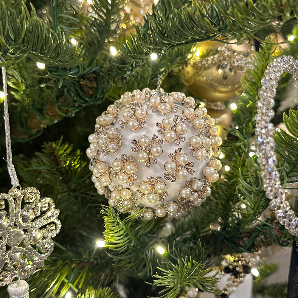 Viv! Christmas Weihnachtskugel - Perlen- & Strass-Cluster - 2er-Set - Weiß - 9 cm