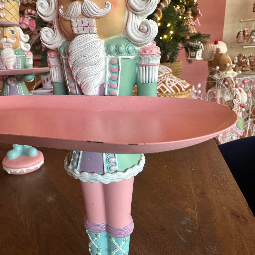 B-KEUZE: Viv! Christmas Kerstbeeld - Notenkraker met IJshoed & Dienblad - pastel roze - 41cm