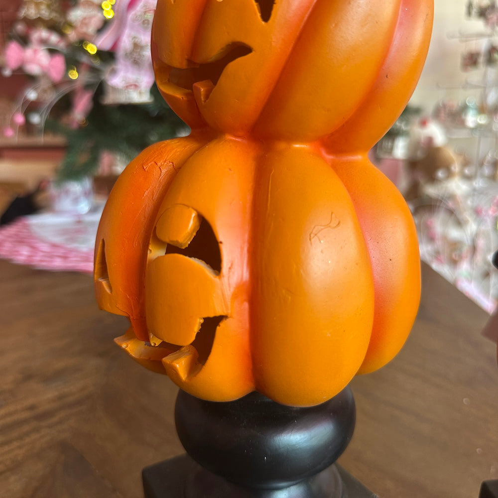 B-GRADE: Viv! Christmas Halloween Decoration Figure - 'Happy Halloween' Cat on Stack of Pumpkins incl. LED Lights - 53cm