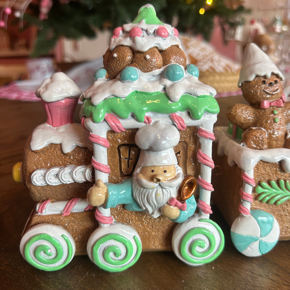B-KEUZE: Viv! Christmas Kerstbeeld - Gingerbread Trein met Kerstman & Snoep - pastel - 39x17cm