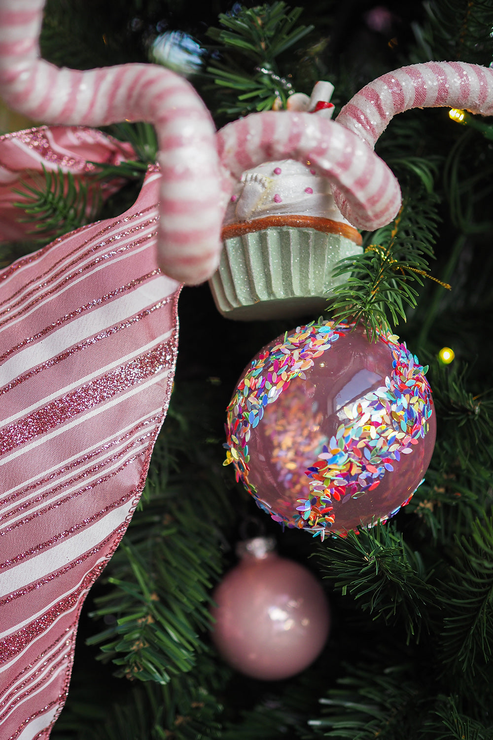 Viv! Christmas Baubles - Candy Sequins - set of 3 - glass - pastel colors - Ø8cm
