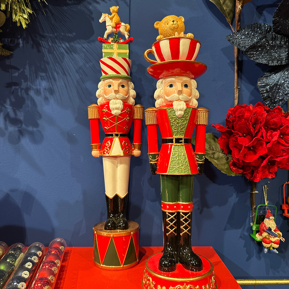 Viv! Christmas Figura de Navidad - Cascanueces con Caballito Balancín y Oso - rojo verde - 50cm