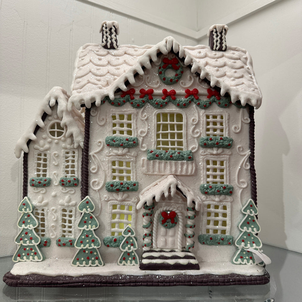 Viv! Christmas Kerstbeeld - Victoriaans Gingerbread Huis incl. LED Verlichting - wit groen rood - 34cm