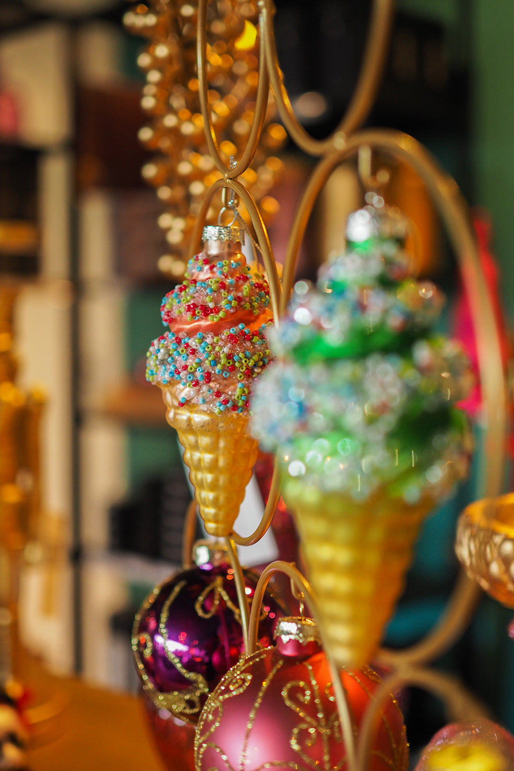 Viv! Christmas Kerstornament - Softijsjes - set van 4 - glas - felle kleuren - 13cm