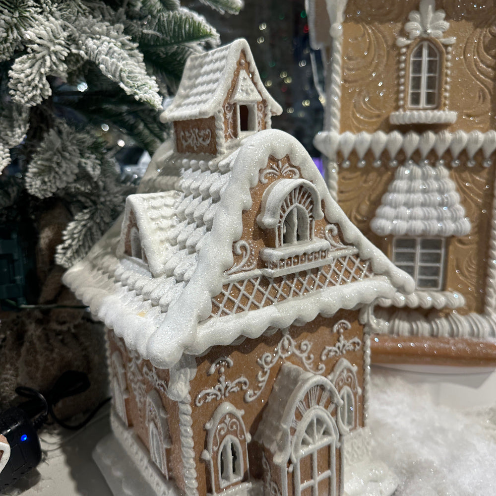 Viv! Christmas Kerstbeeld - Victoriaans Gingerbread Huis incl. LED Verlichting - bruin wit - 33cm