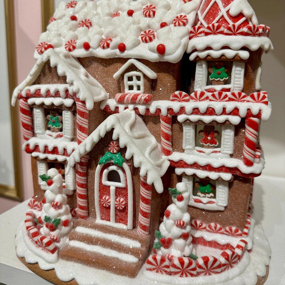 Viv! Christmas Kerstbeeld - Gingerbread Huis van Klei met Pepermunt Snoep incl. LED Verlichting - bruin rood - 28cm