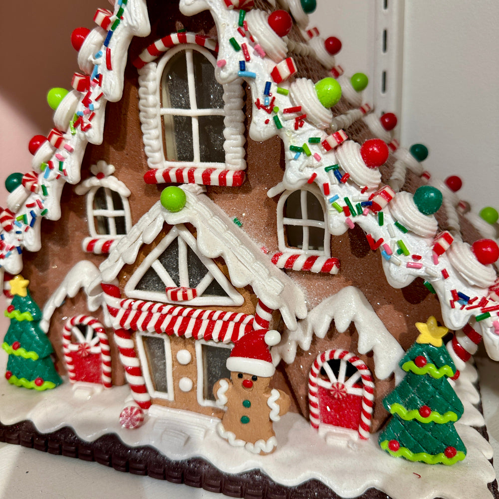 Viv! Christmas Kerstbeeld - Gingerbread Lodge Huis van Klei incl. LED Verlichting - bruin rood - 29cm