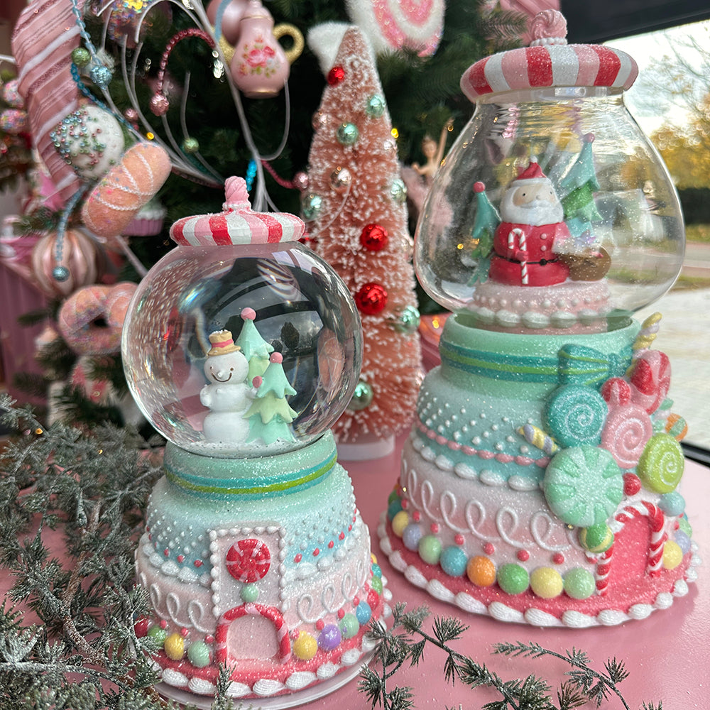 Viv! Christmas Kerst Sneeuwbol incl. Muziekdoos - Sneeuwpop in Snoepautomaat - pastel - roze blauw - 25cm