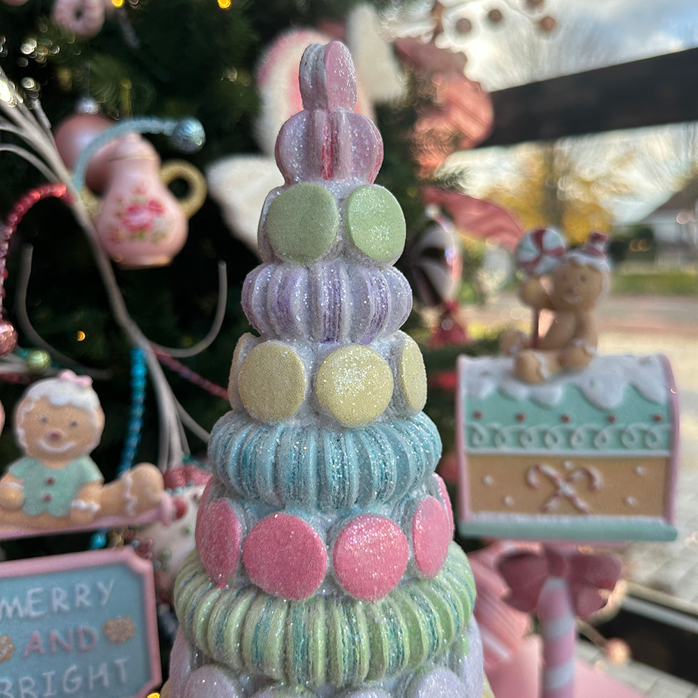 Viv! Christmas Kerstbeeld - Macaron Taart op Voetstuk - pastel - 41cm