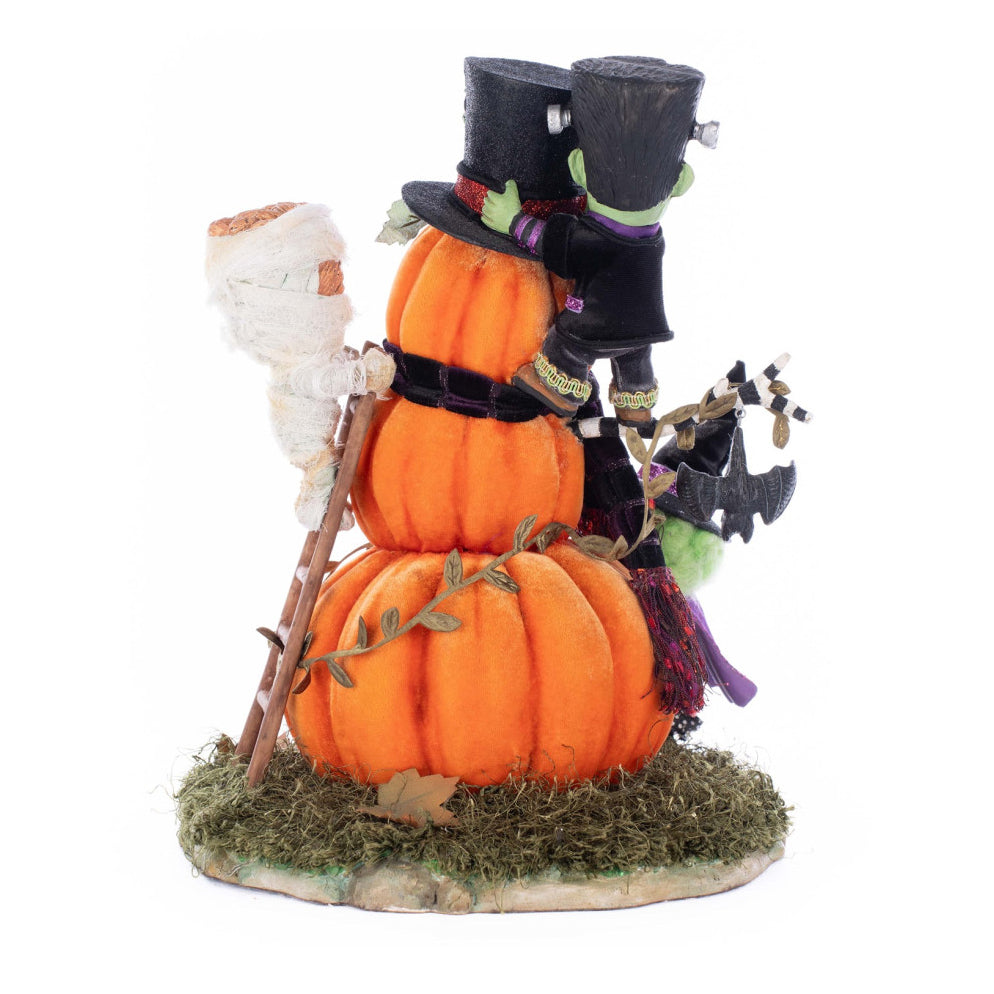 Katherine's Collection Halloween Beeld - Ghoulish Gathering - 'Ghouls Building Pumpkin Man' - 34cm