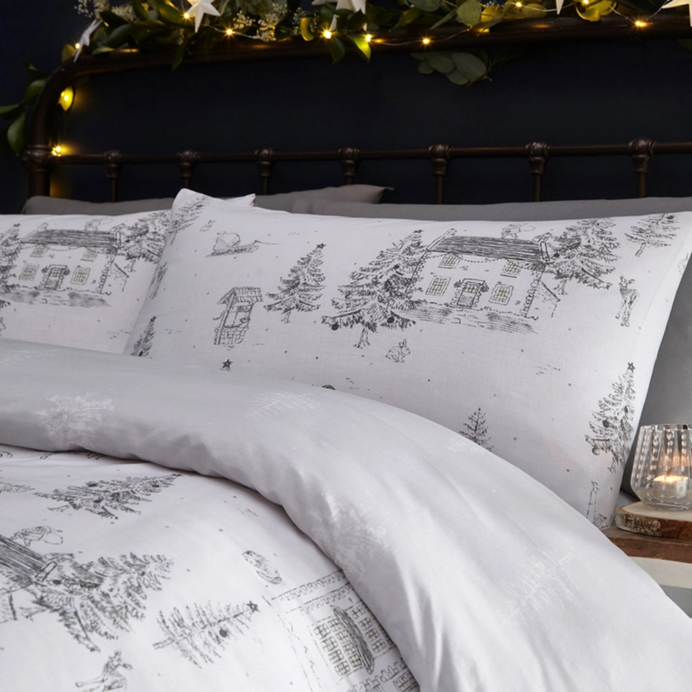 Viv! Christmas Duvet Cover Set - Midwinter Toile - Reversible