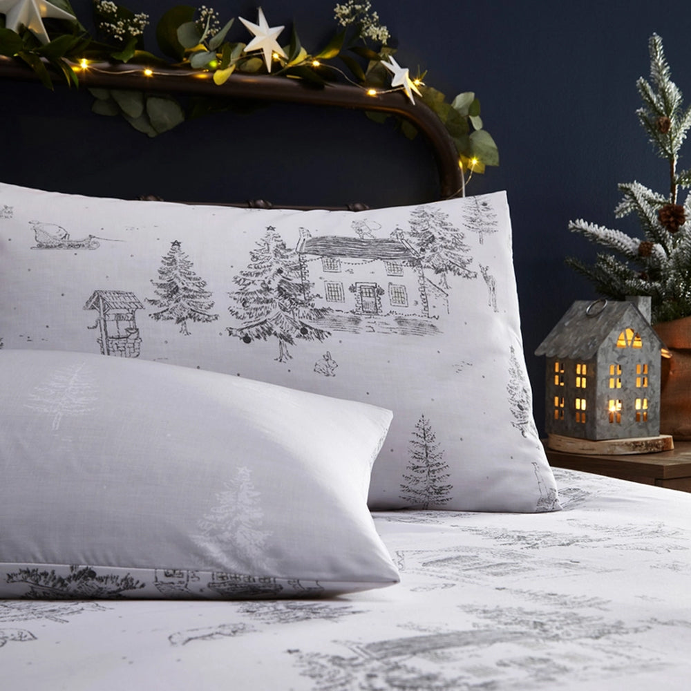 Viv! Christmas Duvet Cover Set - Midwinter Toile - Reversible