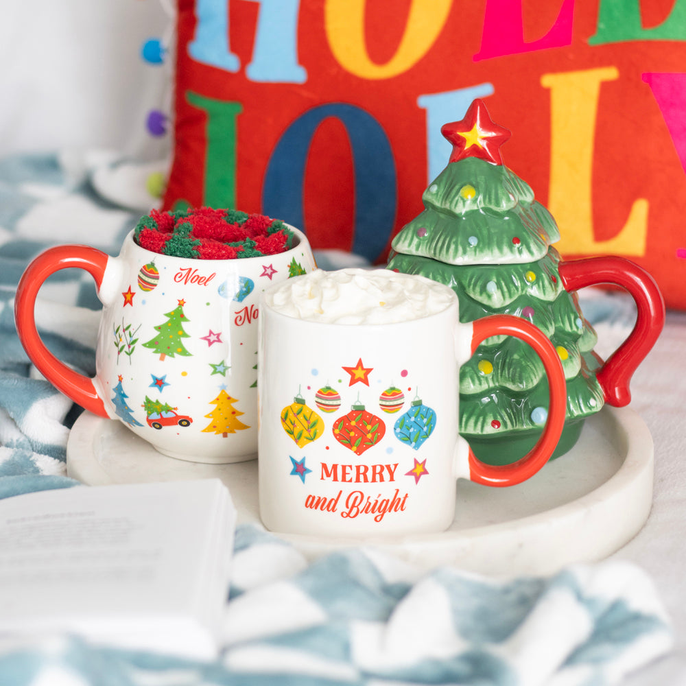Viv! Christmas Mug Gift Set - Nostalgic Christmas Print Mug with Christmas Socks - Ceramic