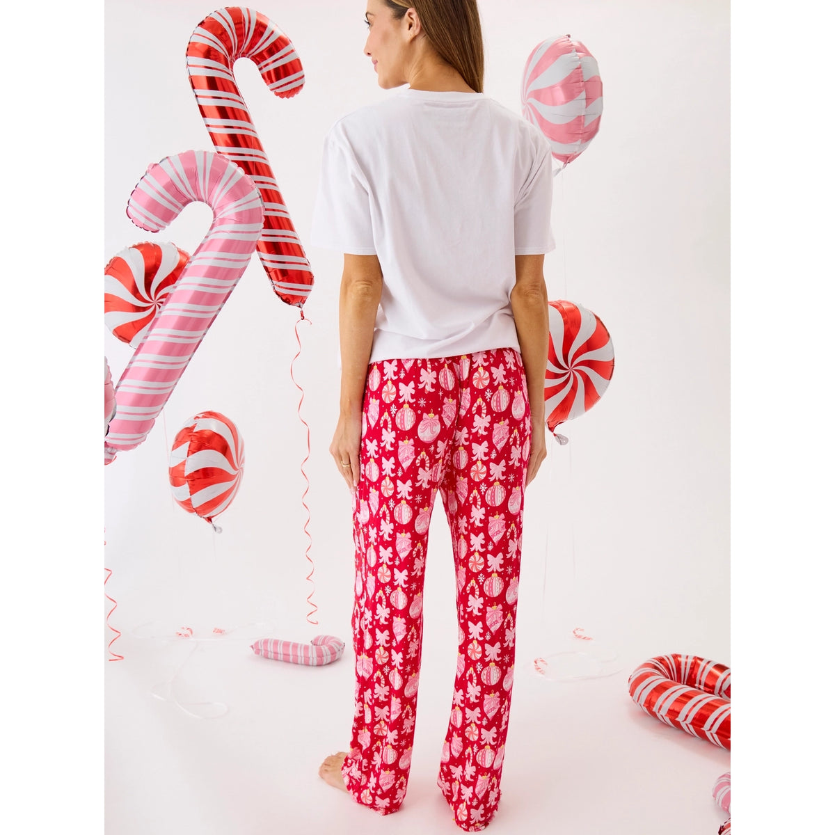 RuffleButts - Damen Weihnachts-Pyjamahose - Ornament Bows - Rot - Bambusviskose