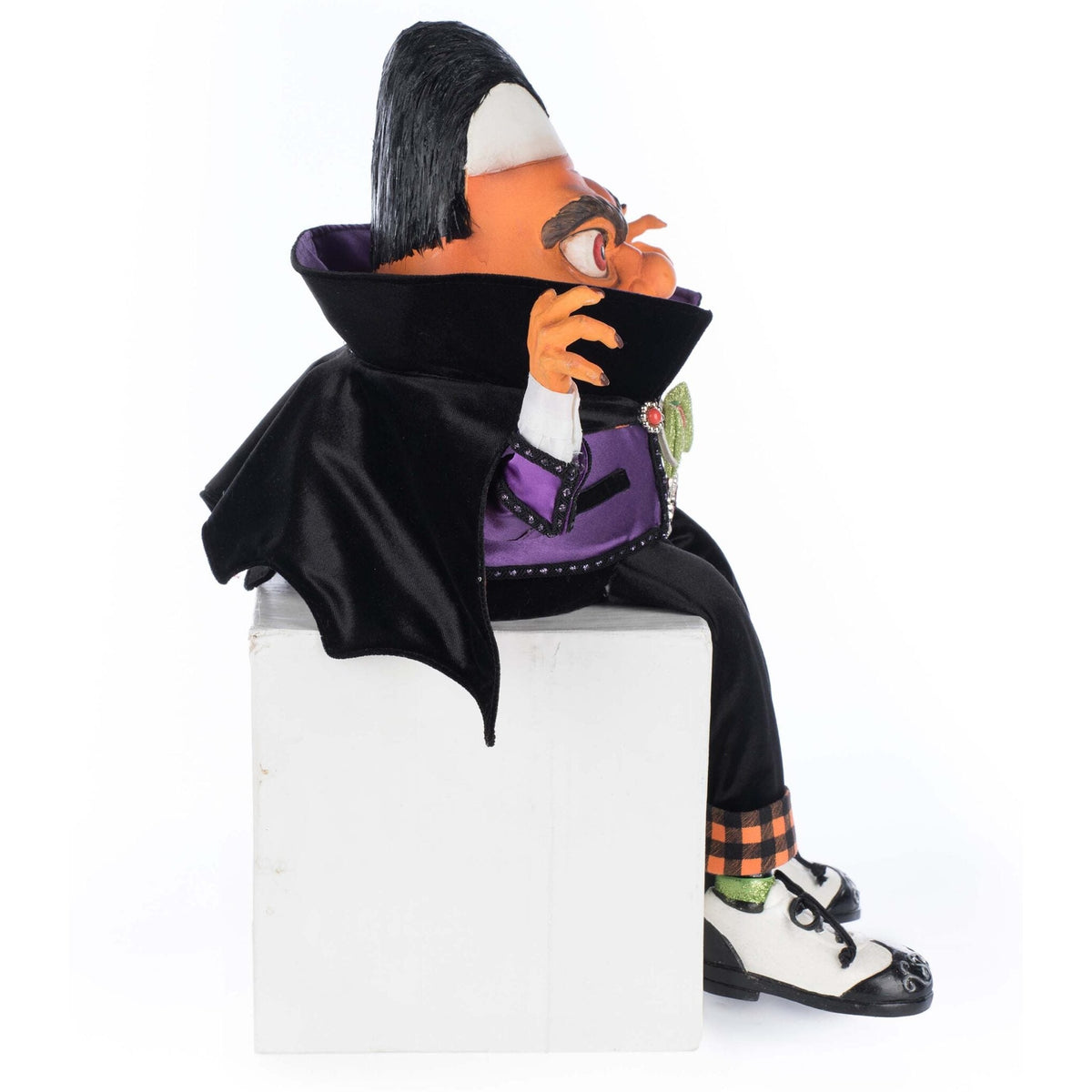 Katherine’s Collection count candy corn ledge sitter – detail 2