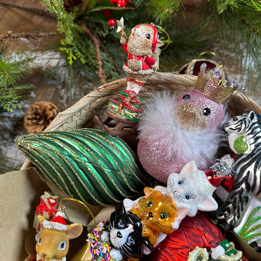 Viv! Christmas Kerstornament - Badeend met Gouden Kroon - veren - roze goud - 9cm