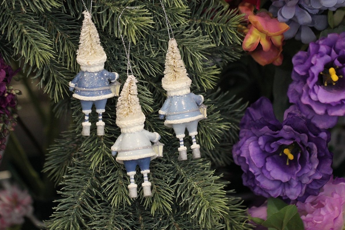 Kurt S. Adler Kerstornament - Kerstmannetjes met kerstboomhoed - set van 3 - blauw wit - 11cm - Viv! Home Luxuries